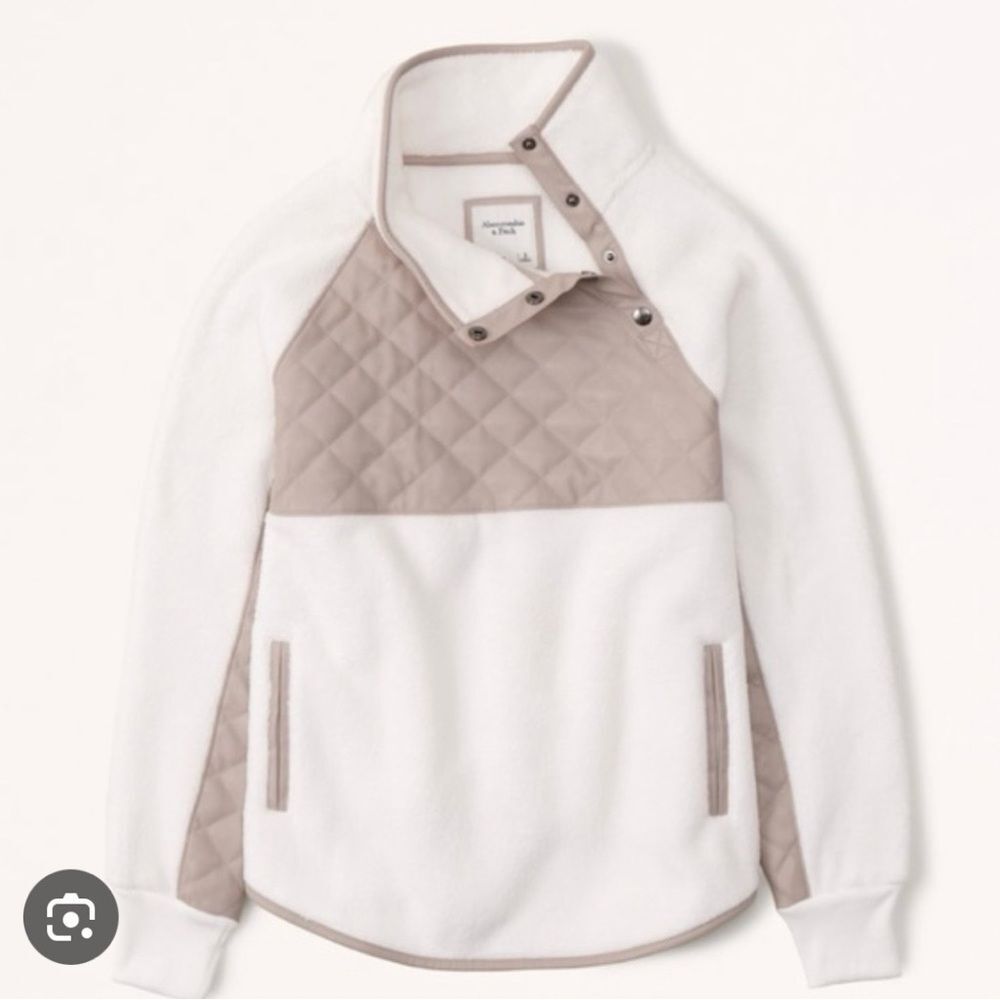 Abercrombie & Fitch Beige and Tan Quilted Pullover